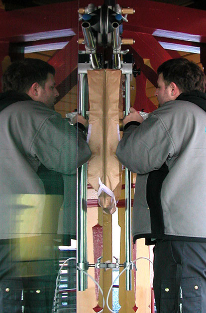 vetrox, glaskratzer, glaskratzer entfernen, glaskratzerentfernung, scratching, graffiti, glass doc, glassanierung, verkratztes glas